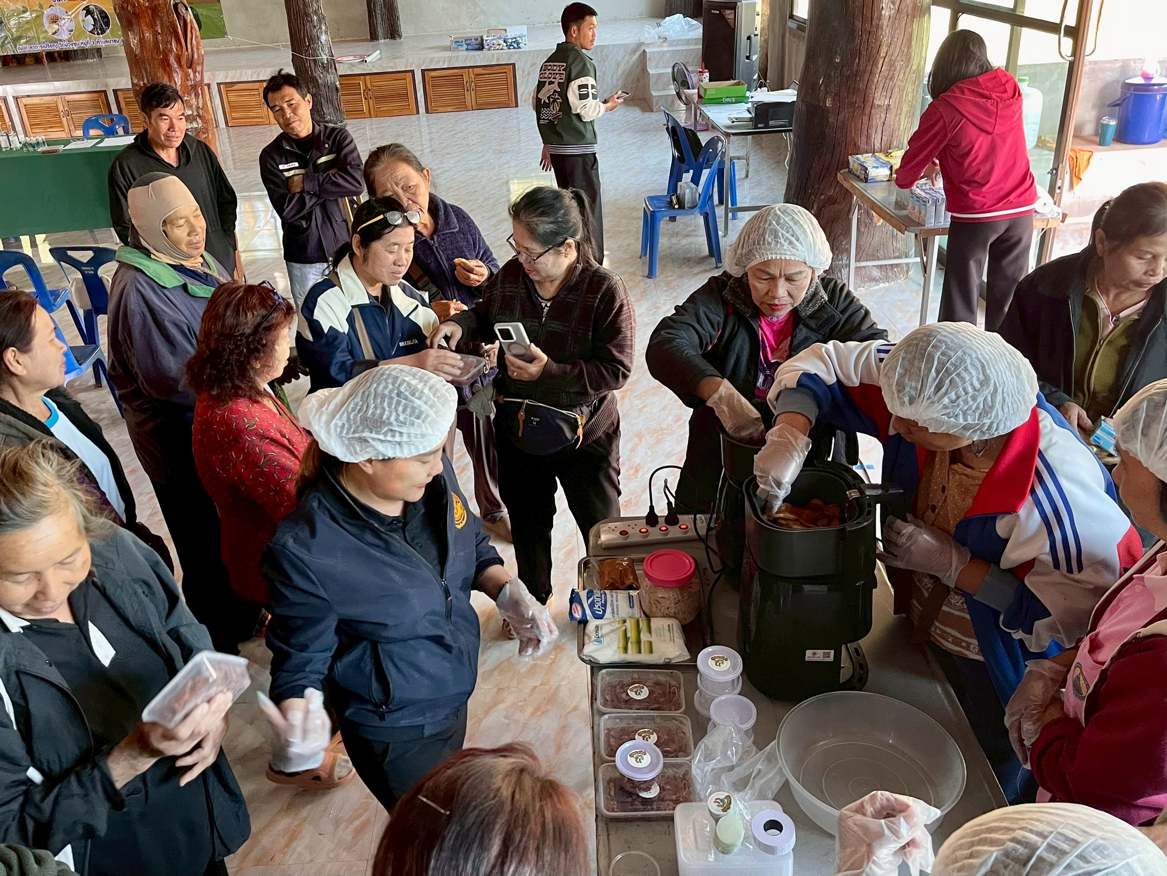 title - ส.ป.ก.อุตรดิตถ์ ดำเนินการจัดฝึกอบรม โครงการพัฒนาเกษตรกรรมยั่งยืน กิจกรรมพัฒนาเกษตรกรรมยั่งยืนในเขตปฏิรูปที่ดิน ปีงบประมาณ พ.ศ. ๒๕๖๙ หลักสูตร การพัฒนาและส่งเสริมการเพิ่มมูลค่าสินค้าเกษตรกรรมยั่งยืนในเขตปฏิรูปที่ดิน